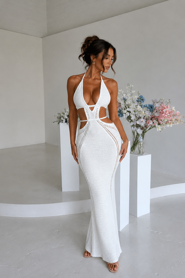 Open-Back Elegant Maxi Dress