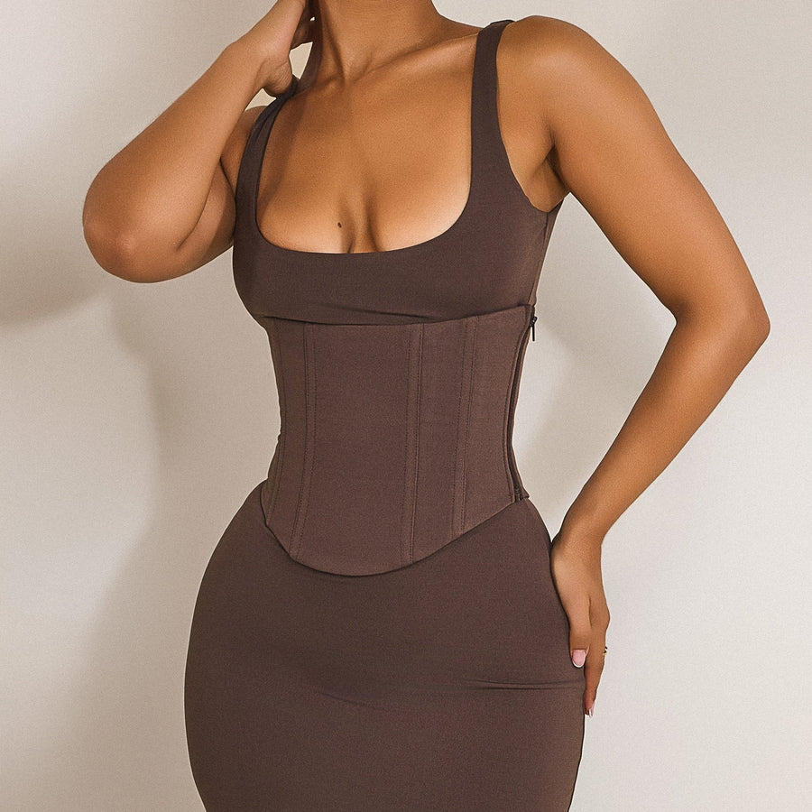 The Sandra Scoop Maxi in Brown