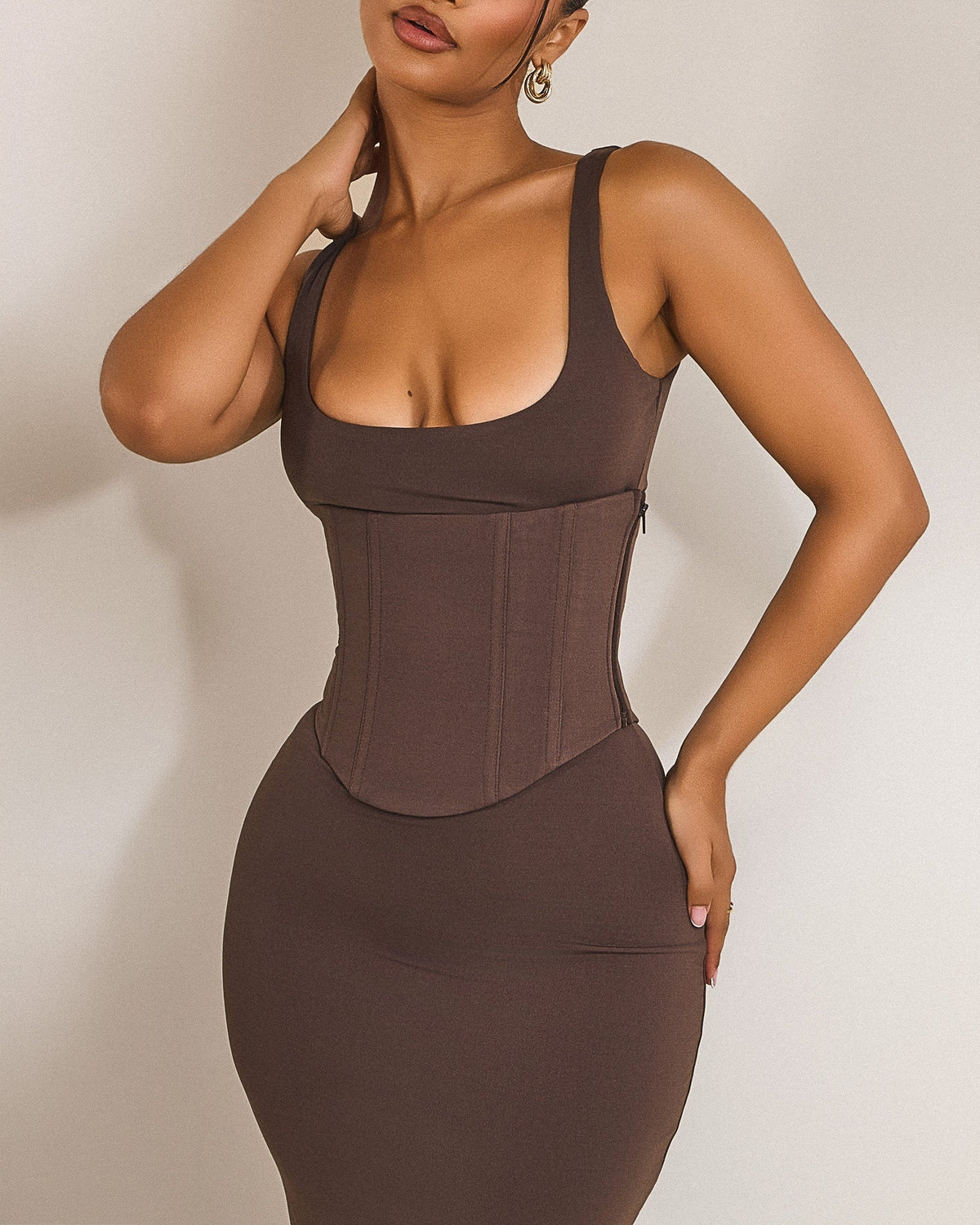The Sandra Scoop Maxi in Brown