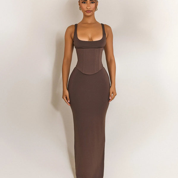The Sandra Scoop Maxi in Brown