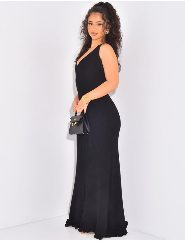 Elegant Ribbed Sleeveless Maxi Dress