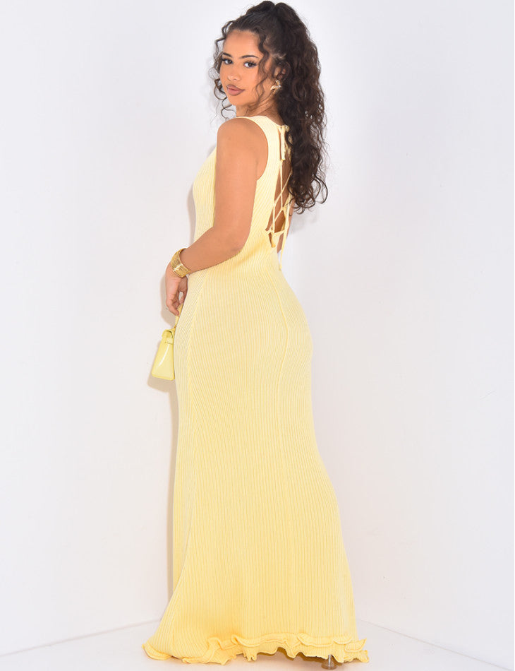 Elegant Ribbed Sleeveless Maxi Dress
