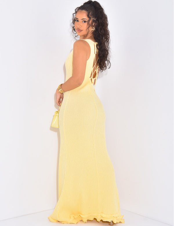 Elegant Ribbed Sleeveless Maxi Dress